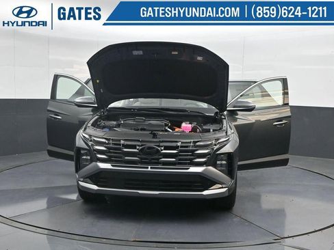 New 2026 Hyundai Tucson Limited image 53