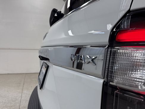 Used 2021 Ford Expedition Max Limited image 22