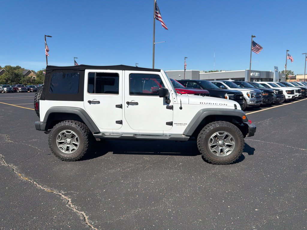 Used 2015 Jeep Wrangler Unlimited Rubicon w/ Dual Top Group AWD/4WD image 4