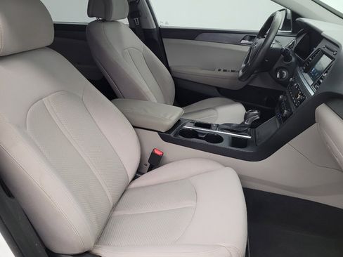 Used 2017 Hyundai Sonata SE FWD image 21