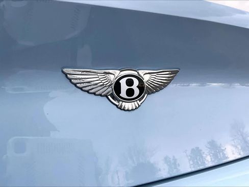 Used 2023 Bentley Continental GT Azure image 9