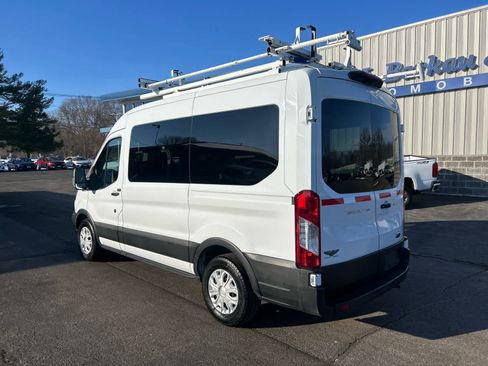 Used 2019 Ford Transit 150 XLT image 5