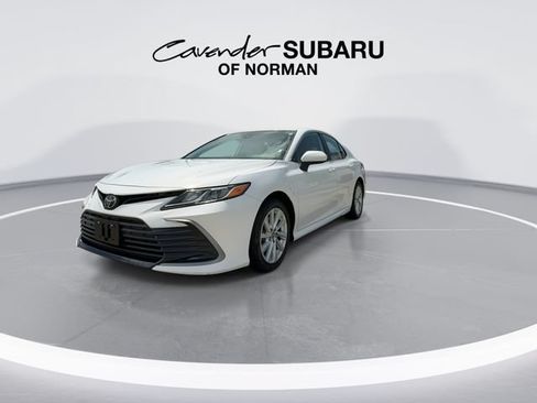 Used 2024 Toyota Camry LE FWD image 4