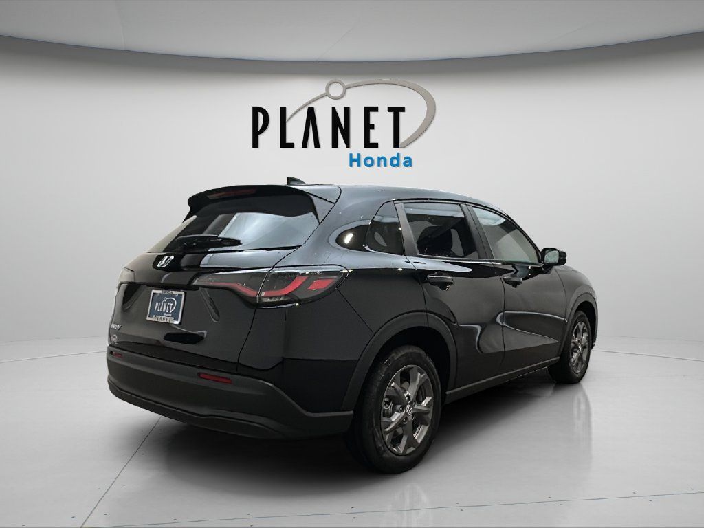 New 2027 Honda HR-V LX image 7