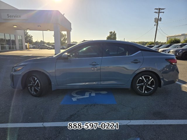 Used 2025 Nissan Sentra SV FWD image 2