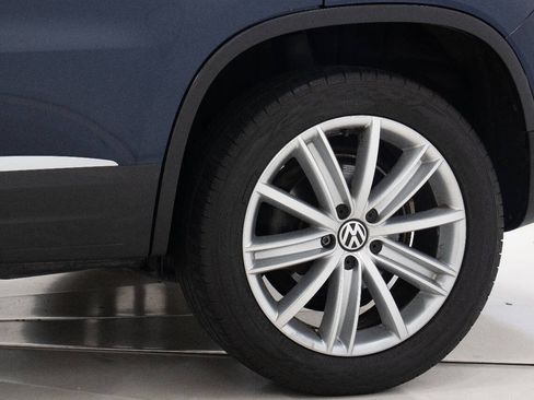 Used 2013 Volkswagen Tiguan SE FWD image 24