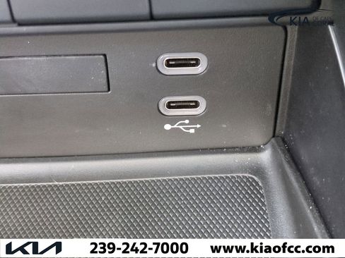 Used 2025 MAZDA MX-5 Miata Club w/ Interior Package image 18