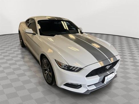 Certified 2017 Ford Mustang Coupe image 5