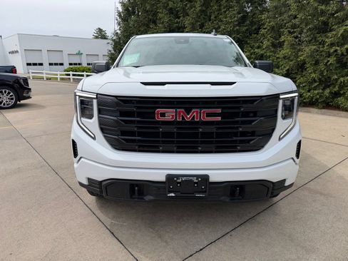 New 2026 GMC Sierra 1500 Pro w/ Graphite Edition AWD/4WD image 6