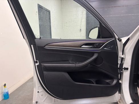 Used 2018 BMW X3 xDrive30i image 12