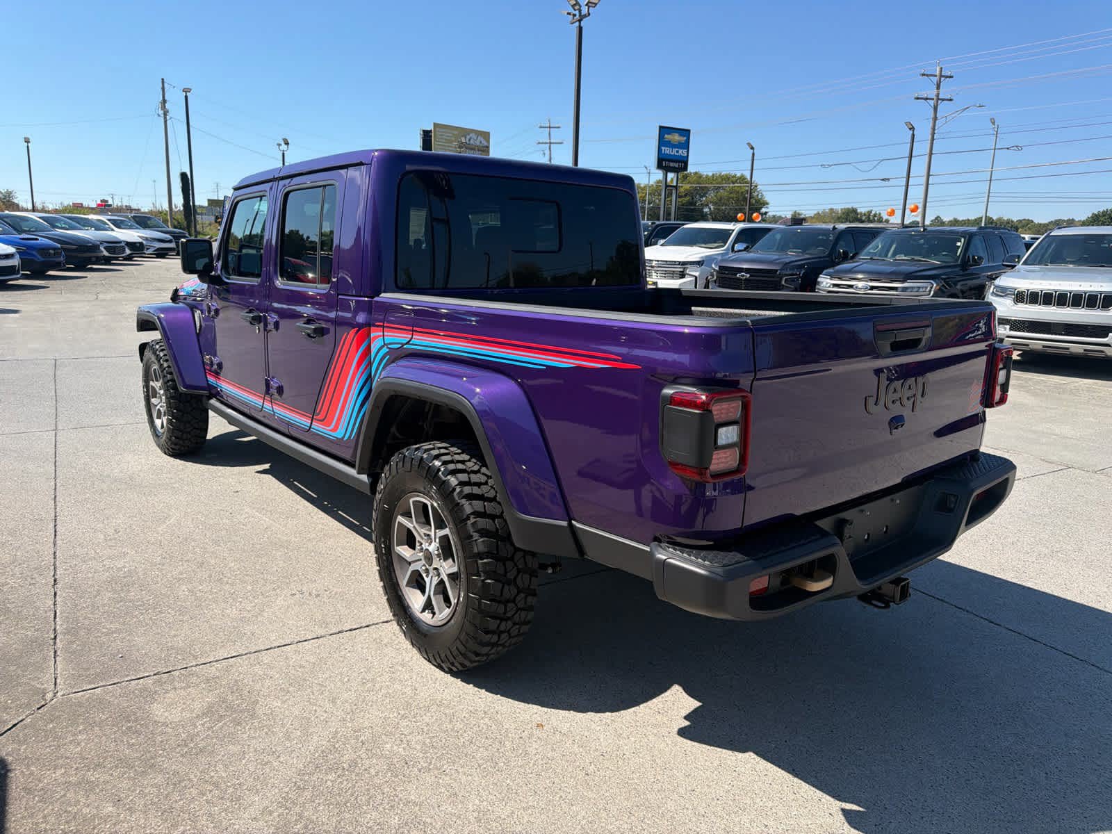 New 2026 Jeep Gladiator Sport AWD/4WD image 9
