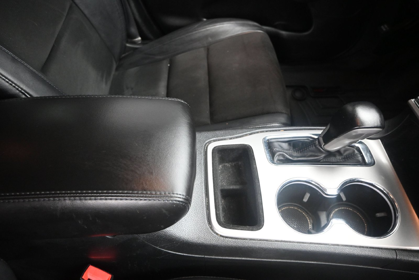 Used 2022 Jeep Grand Cherokee Laredo X RWD image 27