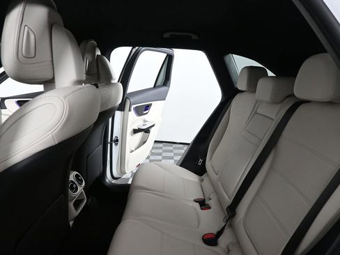 Used 2026 Mercedes-Benz GLC 300 image 18