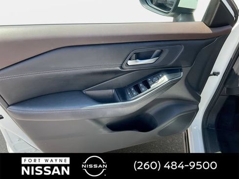 Used 2023 Nissan Rogue SV w/ SV Premium B Package AWD/4WD image 29