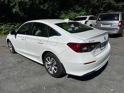 Used 2022 Honda Civic LX image 4