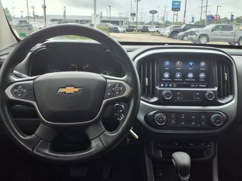 Used 2022 Chevrolet Colorado LT w/ LT Convenience Package RWD image 15