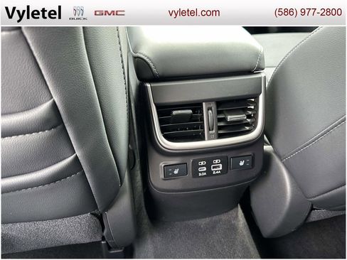 Used 2024 Subaru Outback Limited XT image 12