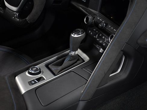 Used 2018 Chevrolet Corvette Grand Sport w/ Carbon 65 Edition RWD image 37