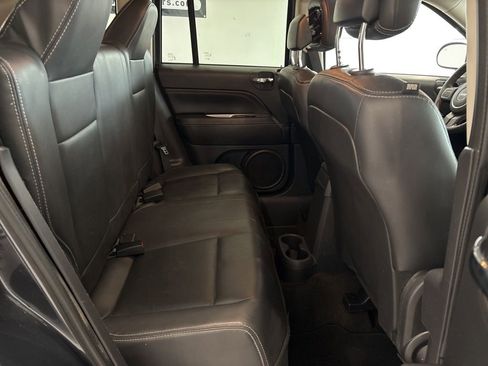 Used 2014 Jeep Compass Latitude image 25