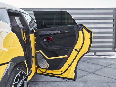 Used 2024 Lamborghini Urus Performante image 25