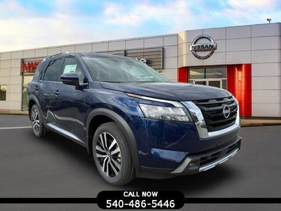 New 2025 Nissan Pathfinder Platinum w/ Cargo Package
