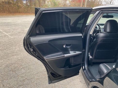 Used 2015 Toyota Venza XLE image 42