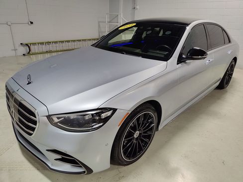 Used 2023 Mercedes-Benz S 580 4MATIC Sedan w/ AMG Line image 22