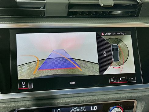 Used 2025 Audi Q3 2.0T Premium Plus w/ Premium Plus Package image 23