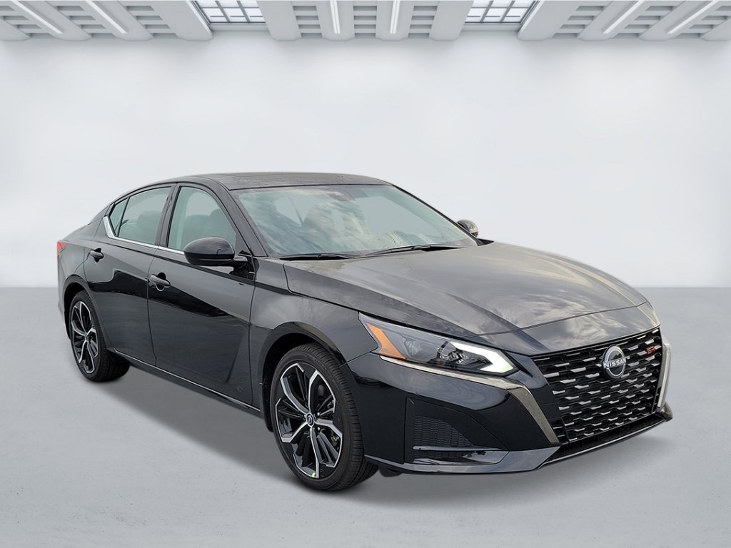New 2026 Nissan Altima 2.5 SR FWD image 2
