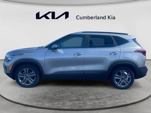 Used 2023 Kia Seltos S FWD image 2