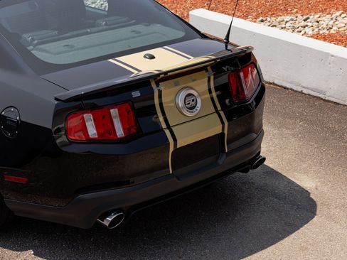 Used 2012 Ford Mustang Shelby GT500 w/ SVT Performance Pkg image 24