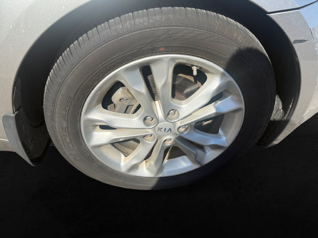 Used 2013 Kia Optima EX w/ Premium Pkg FWD image 11