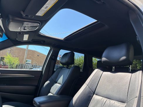 Used 2014 Jeep Grand Cherokee Limited AWD/4WD image 22