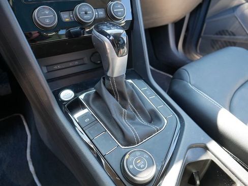 Certified 2023 Volkswagen Taos SEL image 28