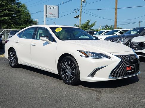 Used 2024 Lexus ES 350 w/ Premium Package FWD image 2