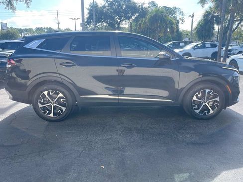 Used 2025 Kia Sportage EX FWD image 7