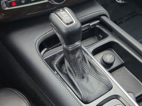 Used 2019 Volvo XC90 T6 Momentum w/ Advanced Package image 24