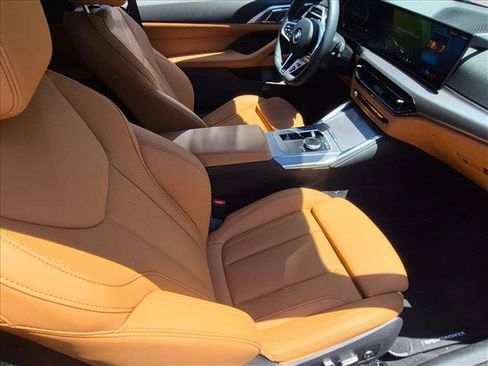 Used 2026 BMW M440i Coupe RWD image 19