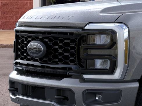 New 2026 Ford F350 Lariat w/ Black Appearance Package AWD/4WD image 17