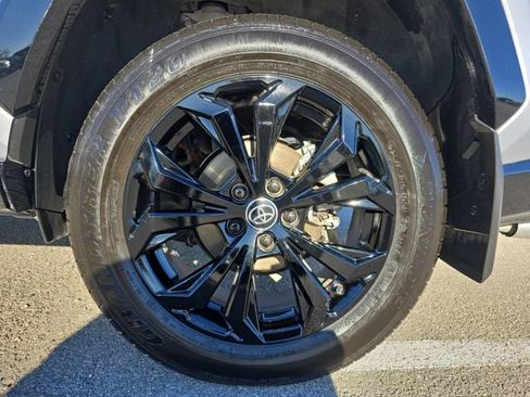 Used 2025 Toyota RAV4 XSE image 34