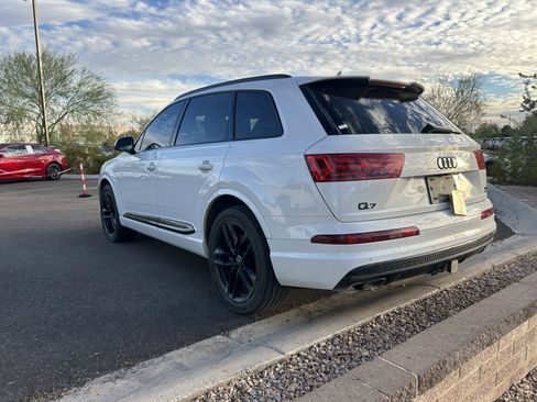 Used 2018 Audi Q7 3.0T Prestige image 5
