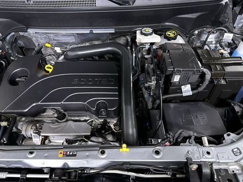 Used 2024 Chevrolet Equinox RS w/ LPO, Floor Liner Package FWD image 31