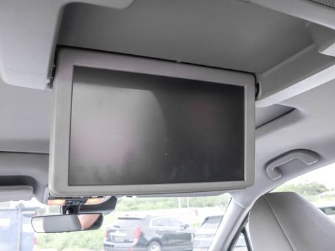 Used 2019 Honda Pilot Touring image 32
