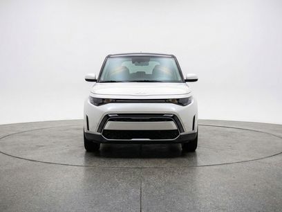 Used 2025 Kia Soul LX w/ LX Technology Package