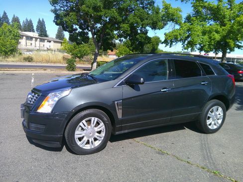 Used 2014 Cadillac SRX FWD image 1