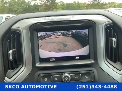 Used 2022 Chevrolet Silverado 1500 Custom w/ Safety Confidence Package RWD image 17