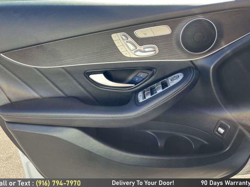 Used 2022 Mercedes-Benz GLC 300 4MATIC image 15