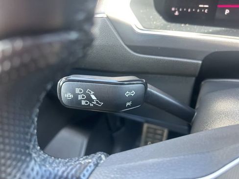 Used 2023 Volkswagen Tiguan SE R-Line AWD/4WD image 35