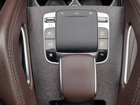 Used 2020 Mercedes-Benz GLE 350 4MATIC image 33