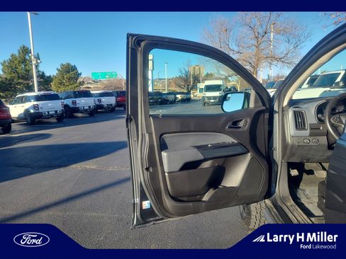 Used 2016 Chevrolet Colorado Z71 image 13